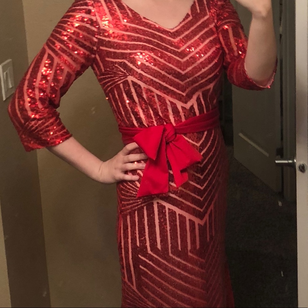 Red Sequin Geometric Patterned Formal Evening Gow… - image 4